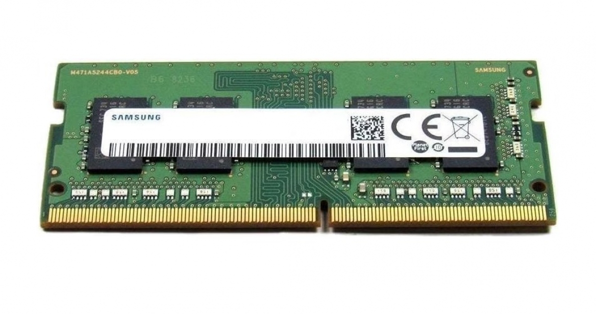 Samsung SO-DDR4 RAM 2400MHz 1x4GB M471A5244CB0-CRC 1710
