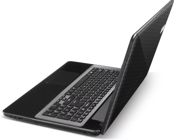 Laptop Acer TravelMate P273-M (i7-3632QM, 8GB RAM, 500GB SSD, NVIDIA GeForce 710M, 17.3", Win 11 Pro) - gebraucht